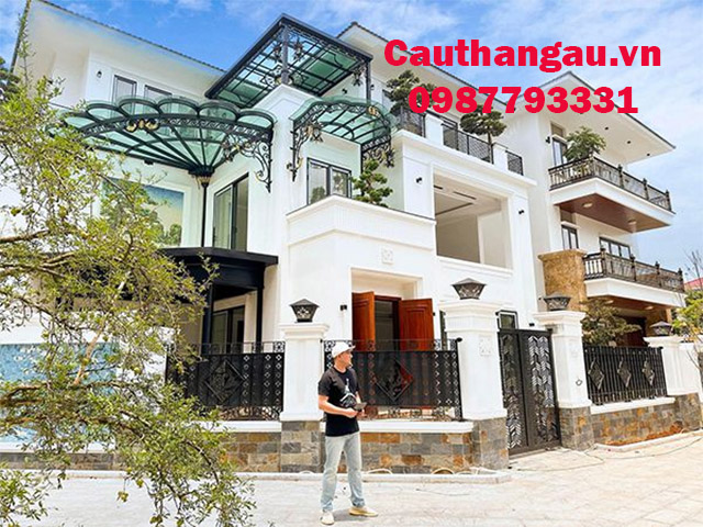 Mái che sắt nghệ thuật kính cường lực tại hà nội Mái che sắt nghệ thuật kính cường lực tại hà nội